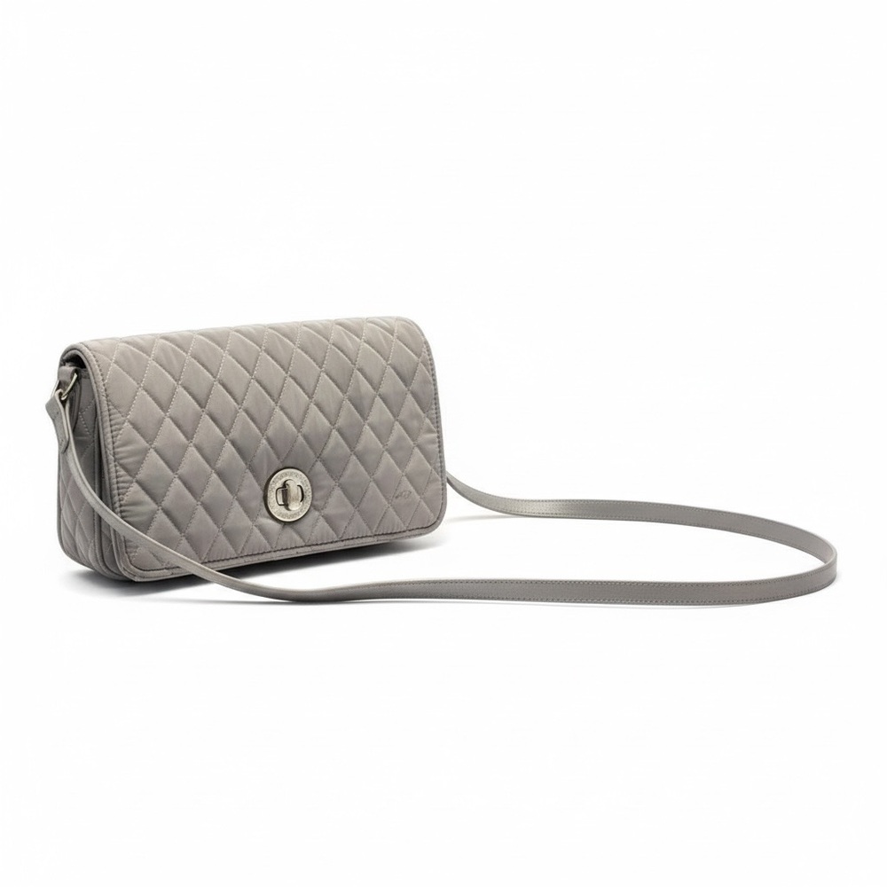 👜 Vera Bradley Quilted Crossbody Bag | Gray Turn-Lock